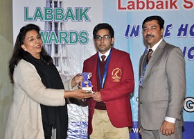 Madam Shahnaz Malhi Professor NCA presented Gold Medal & Shield to Muhammad Sarmad Ã¢â‚¬â€œ 1st Overall BISE Lahore (2012)