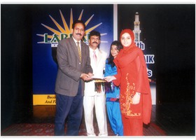 
Dr. Ehsan Malik, presented Cash Scholarship to Atiqa Mariyum. (2007)